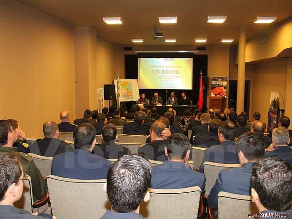 General Vo Nguyen Giap eminente estratega, político y militar